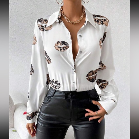 Luxe Leopard Lips Print Button Down Up Shirt Top Blouse - Picture 3 of 7